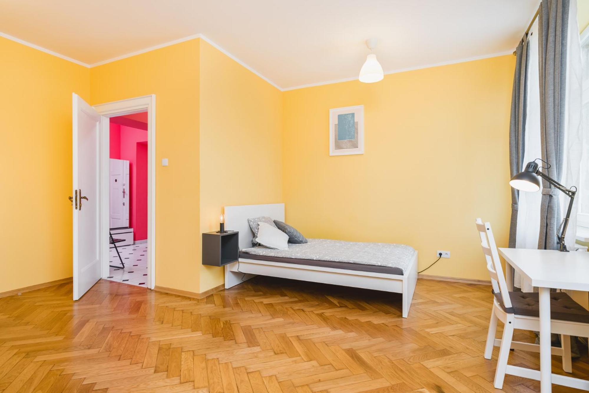 Modern Urban Escape - Old Town Apartment - By Upstairs Krakow Exterior photo